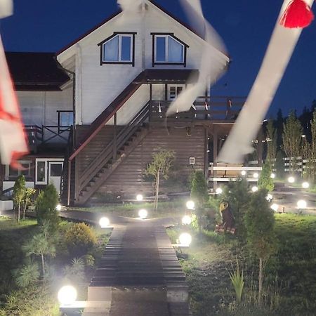 Гостьовий Дім Круасан Сімейний Μπούκοβελ Εξωτερικό φωτογραφία